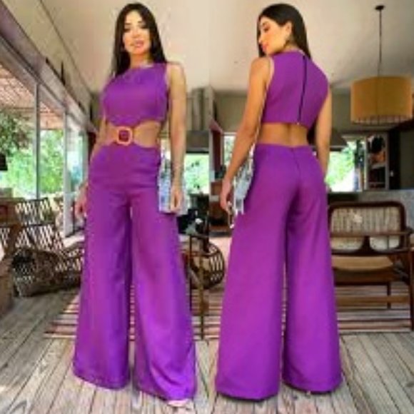 💥SHOWSTOPPER💥Sleevless Cut Out Wide Leg Jumpsuit in Magenta